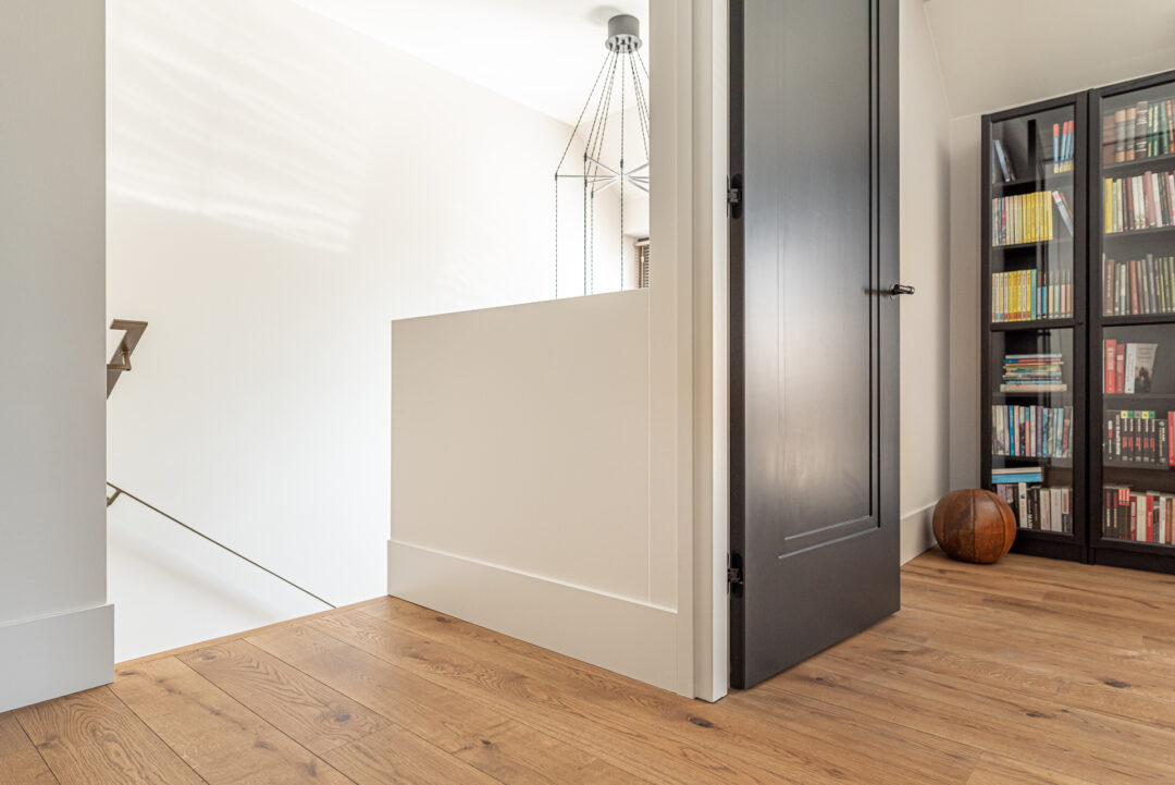 Rustieke Plankenvloer in de kleur Kasteelbruin van Cinzento Custom Made®